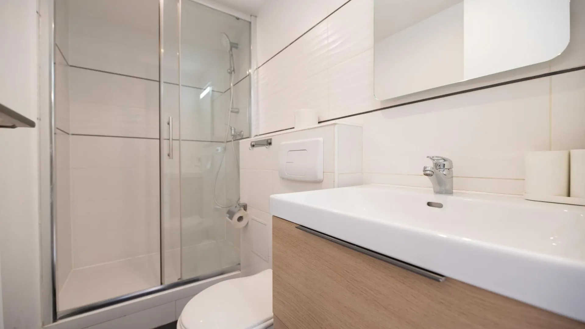 Stunning Flat In
